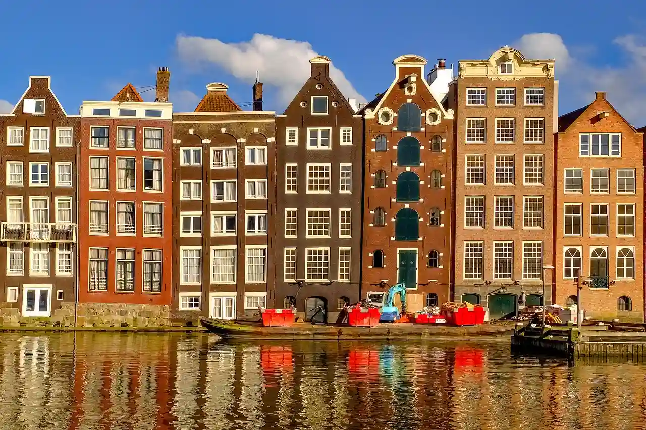 Visiter Amsterdam en 3 jours - Voir les maisons dansantes